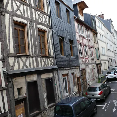 Confort En Couleurs Apartment *