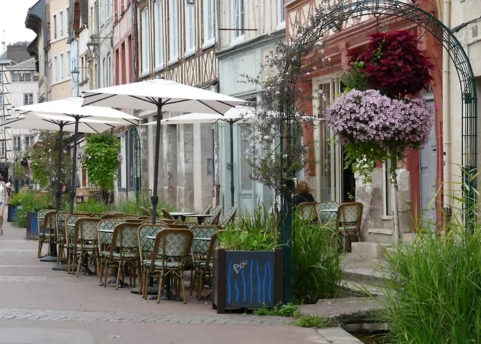 Confort En Couleurs Apartment